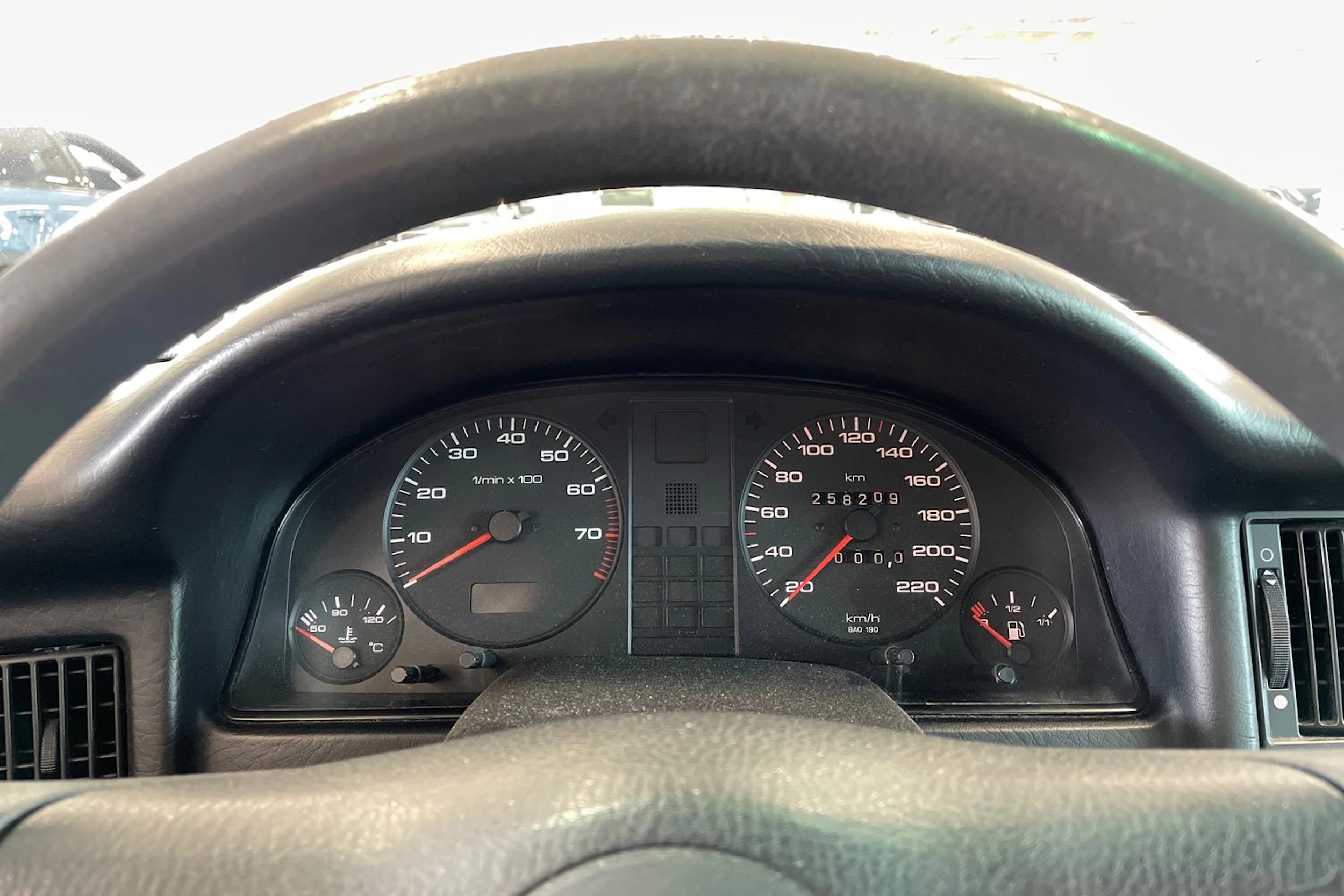 met. harmaa Audi 80 1993 kuva 12.