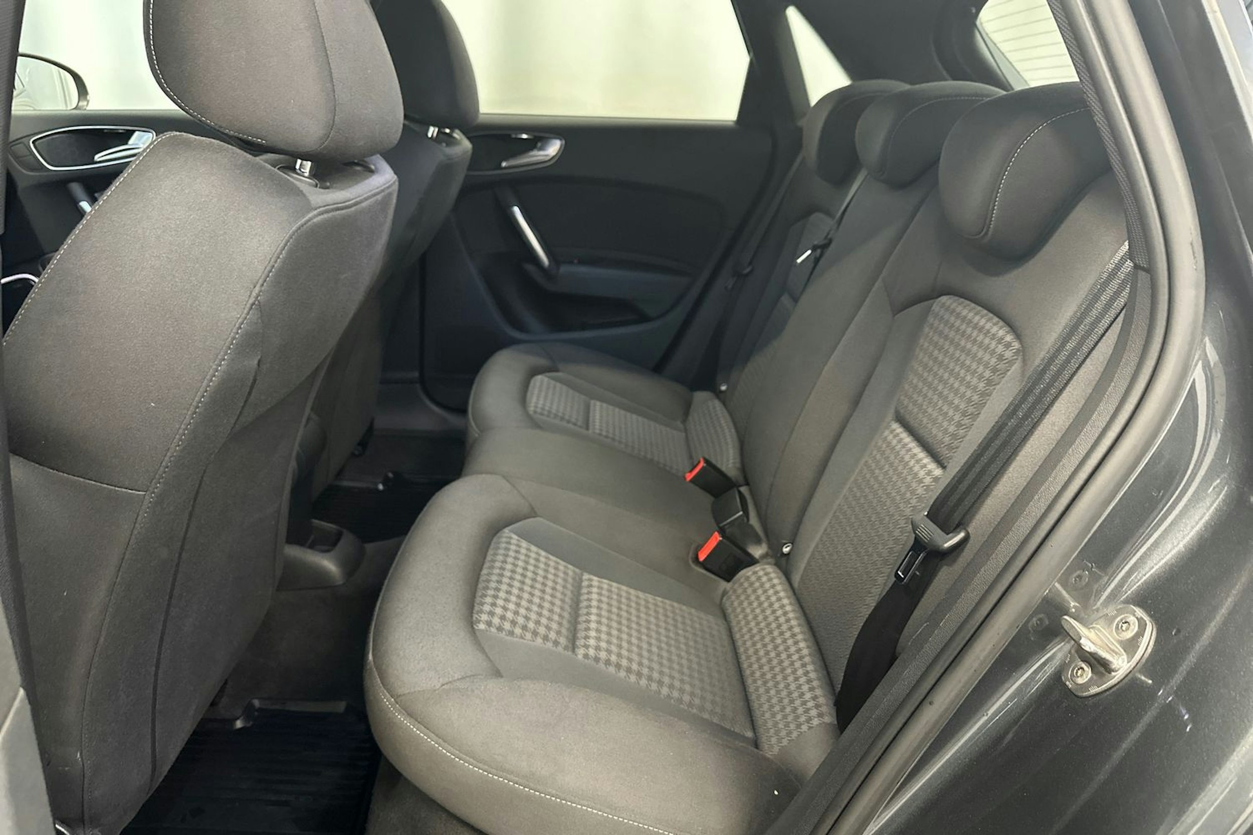 harmaa Audi A1 2012 kuva 10.