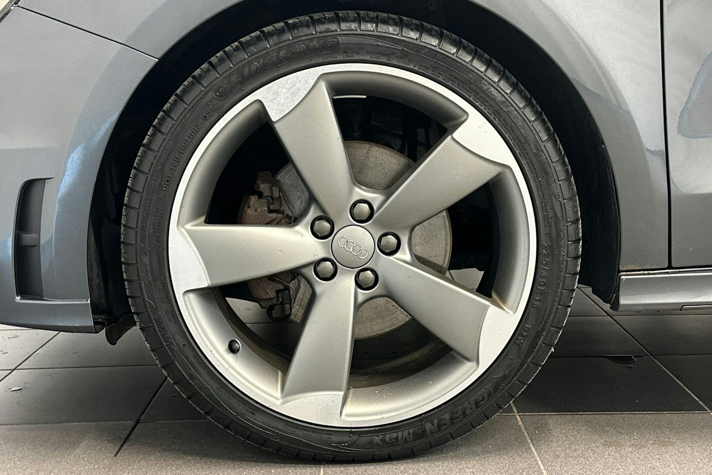 harmaa Audi A1 2012 kuva 11.