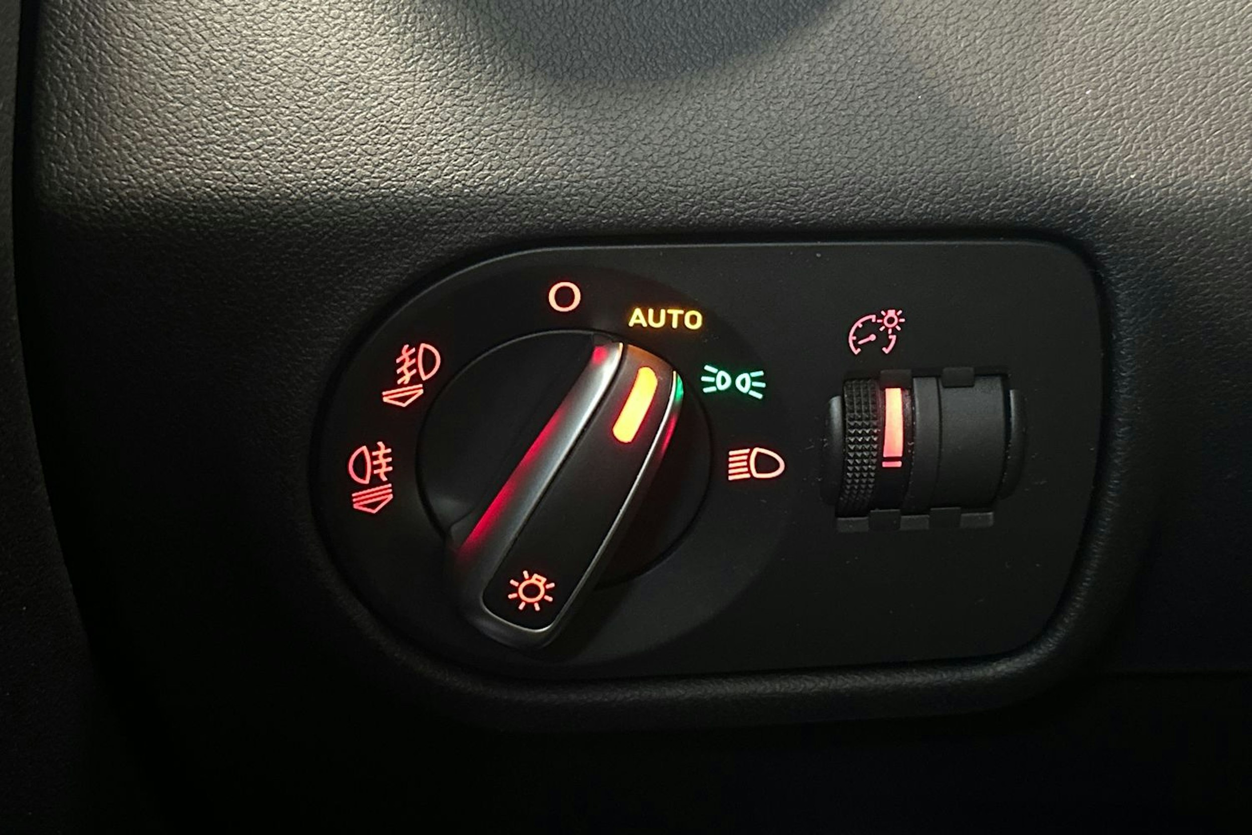 harmaa Audi A1 2012 kuva 29.