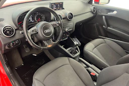 Punainen Audi A1 2012 kuva 9.