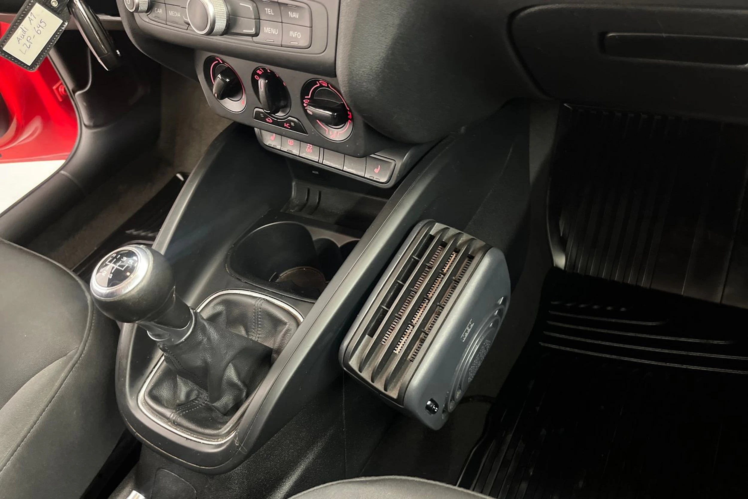 Punainen Audi A1 2012 kuva 21.