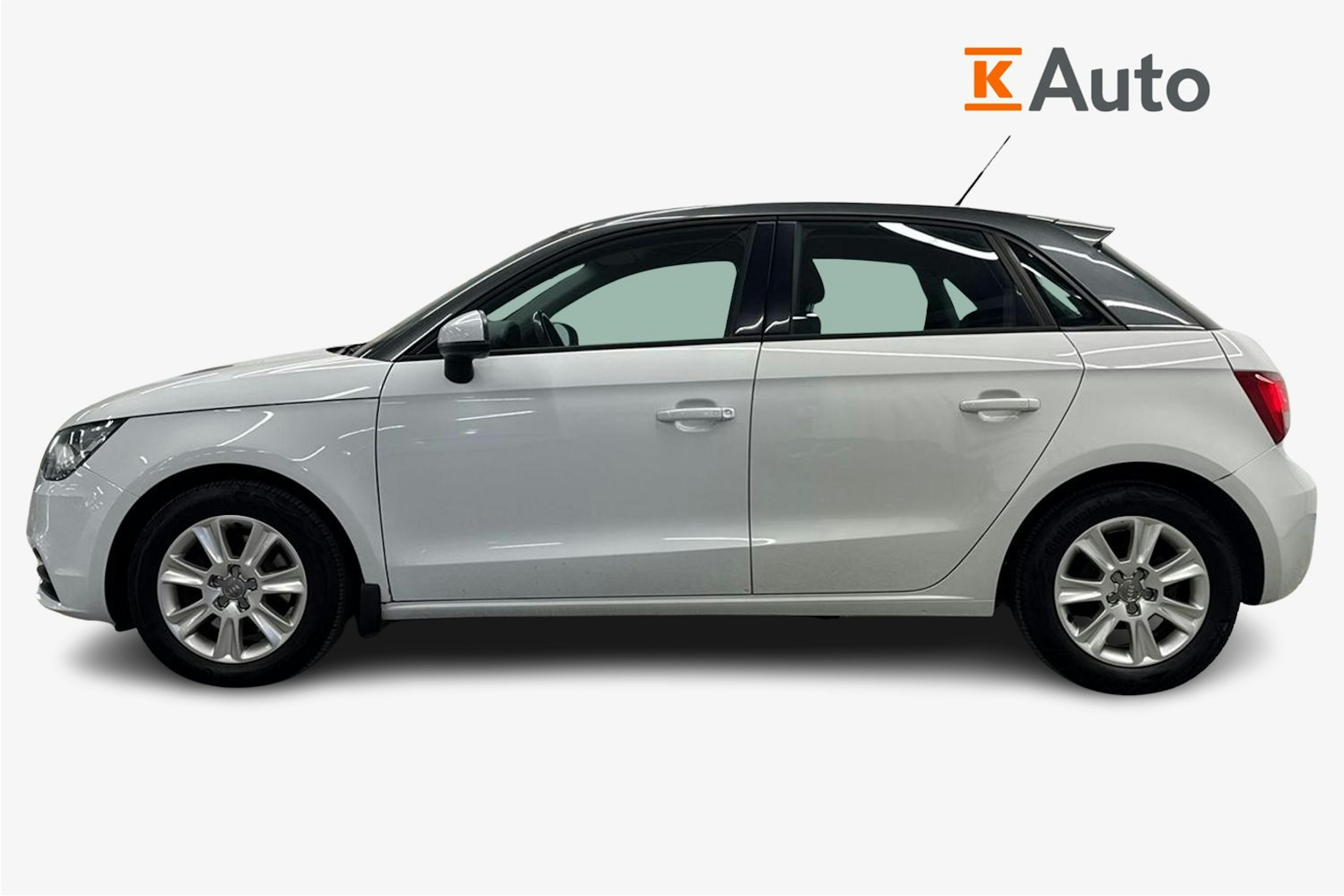 valkoinen Audi A1 2012 kuva 6.