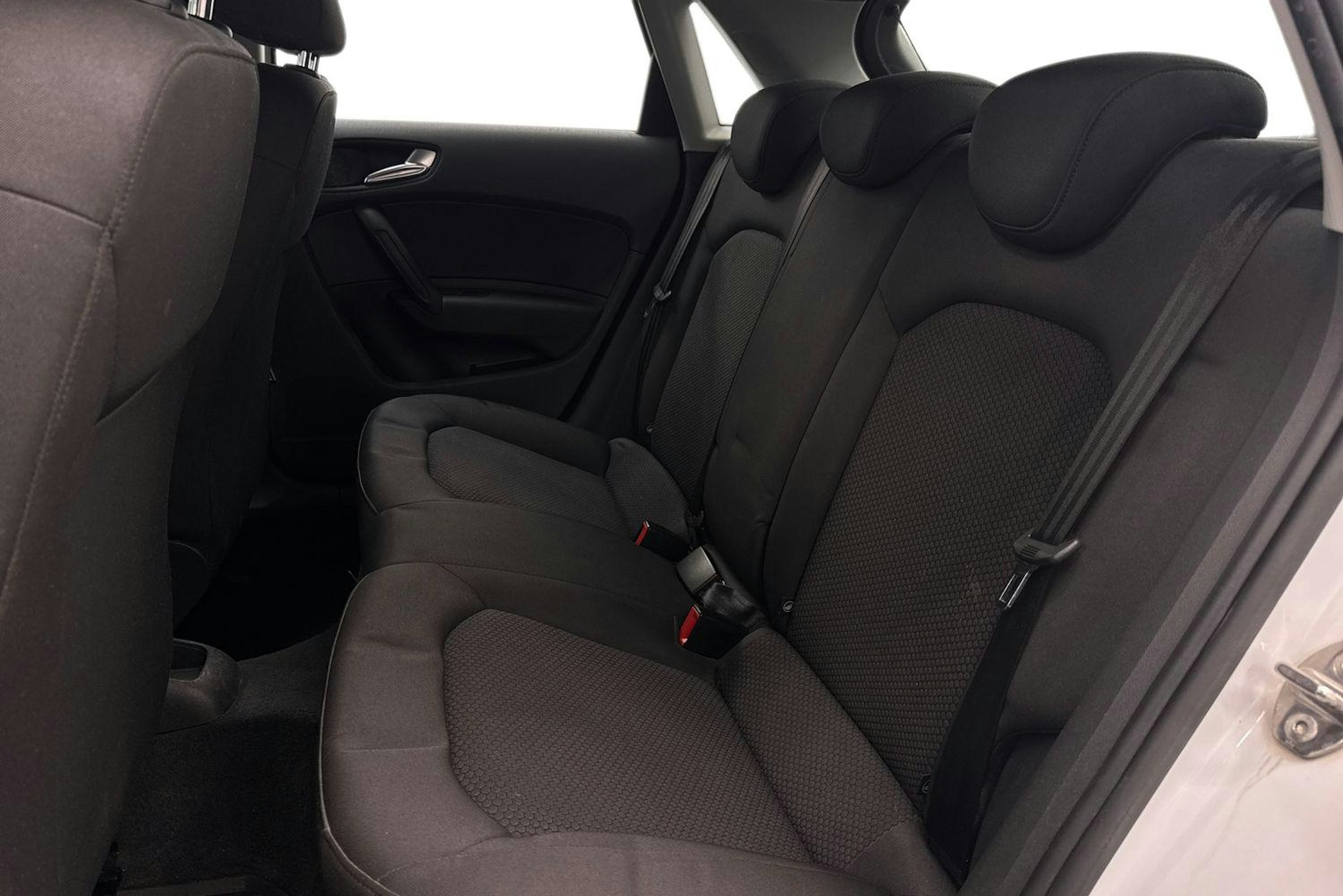 valkoinen Audi A1 2012 kuva 10.