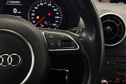 valkoinen Audi A1 2012 kuva 16.