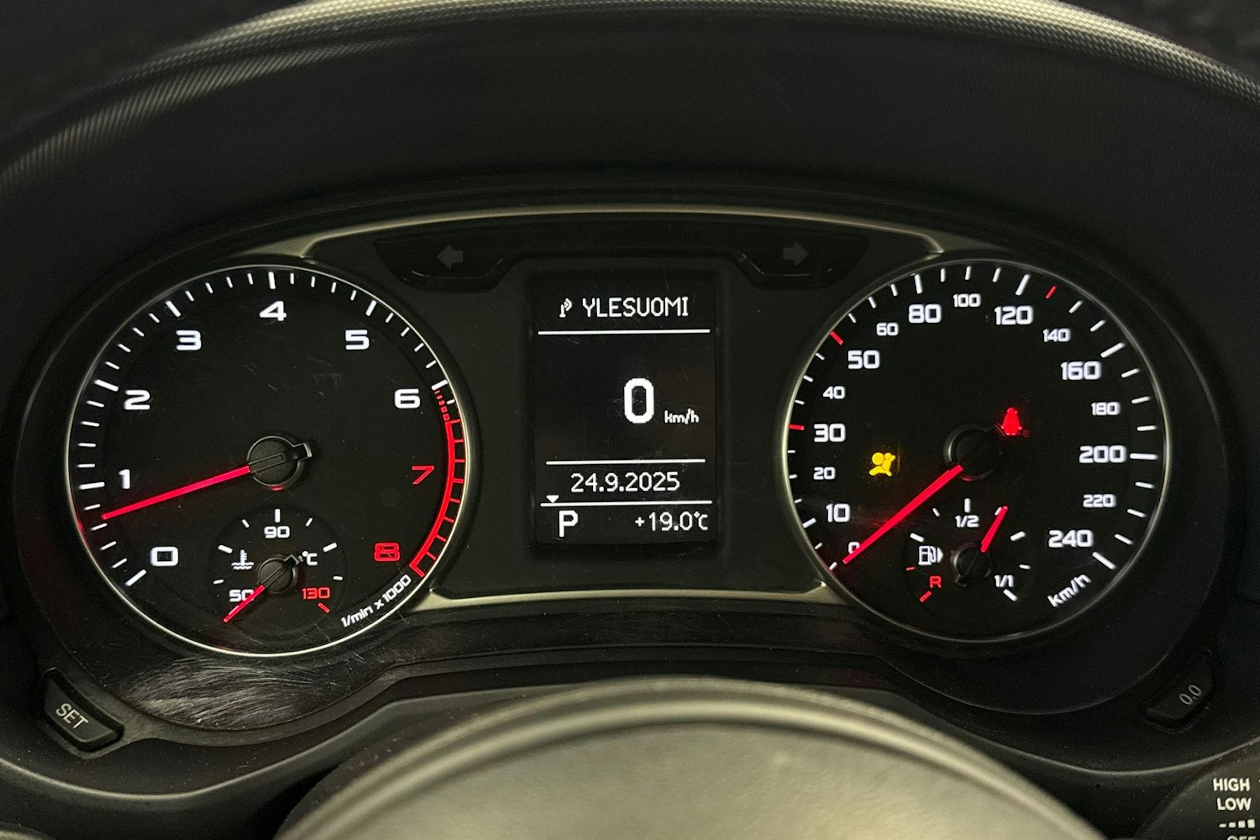 valkoinen Audi A1 2012 kuva 17.
