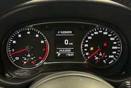 valkoinen Audi A1 2012 kuva 17.