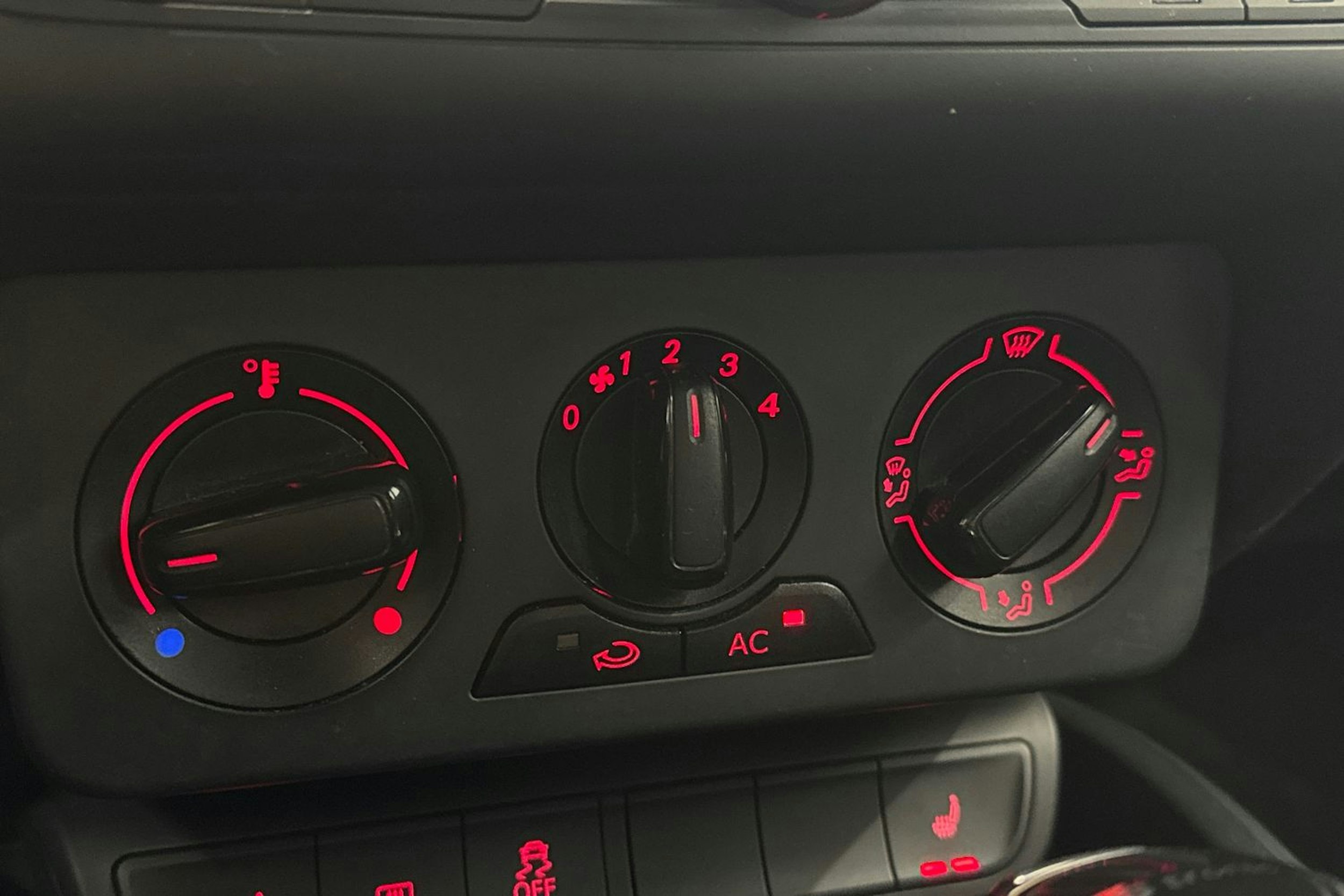valkoinen Audi A1 2012 kuva 23.