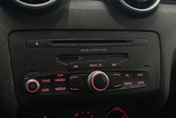 valkoinen Audi A1 2012 kuva 24.
