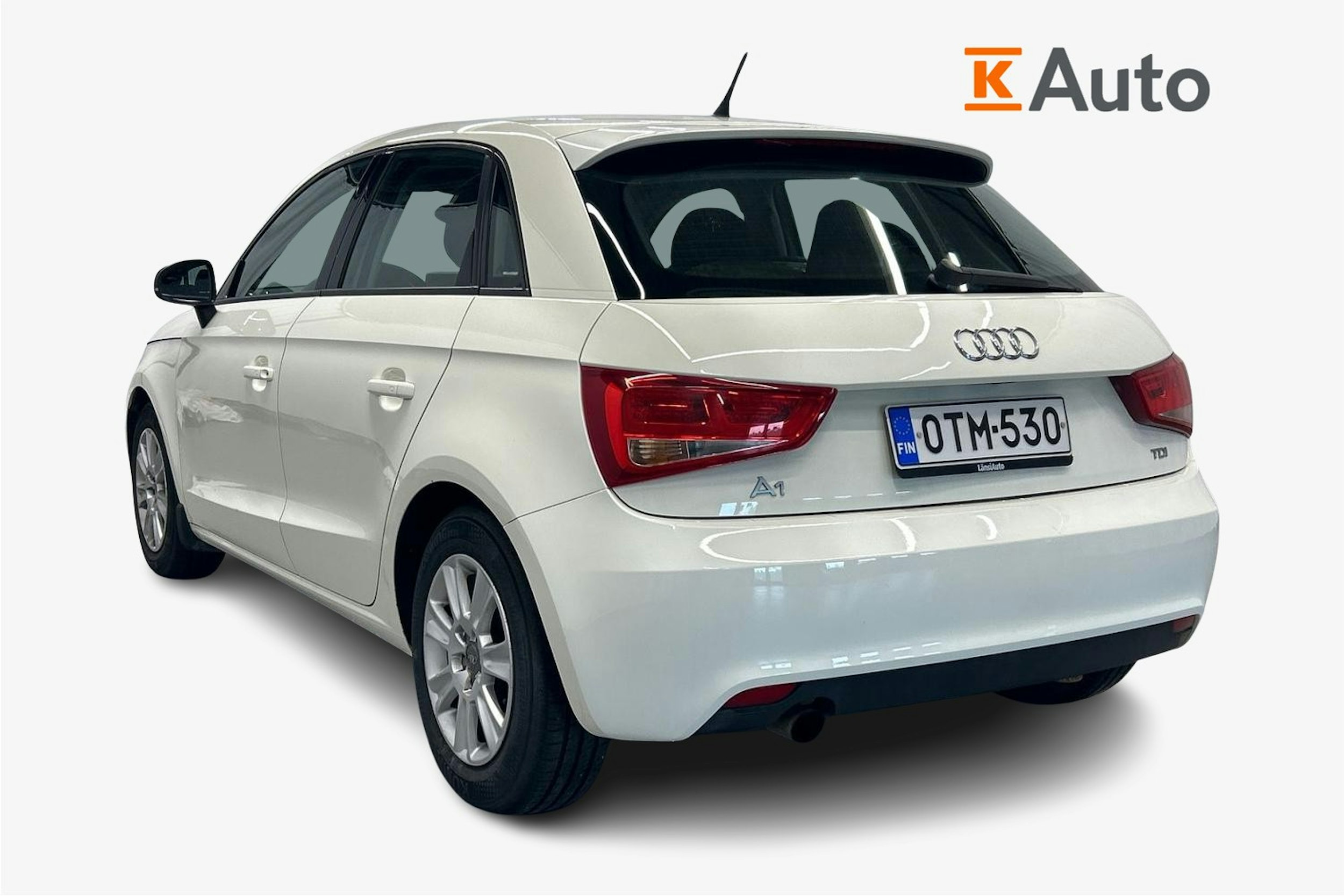 valkoinen Audi A1 2012 kuva 2.