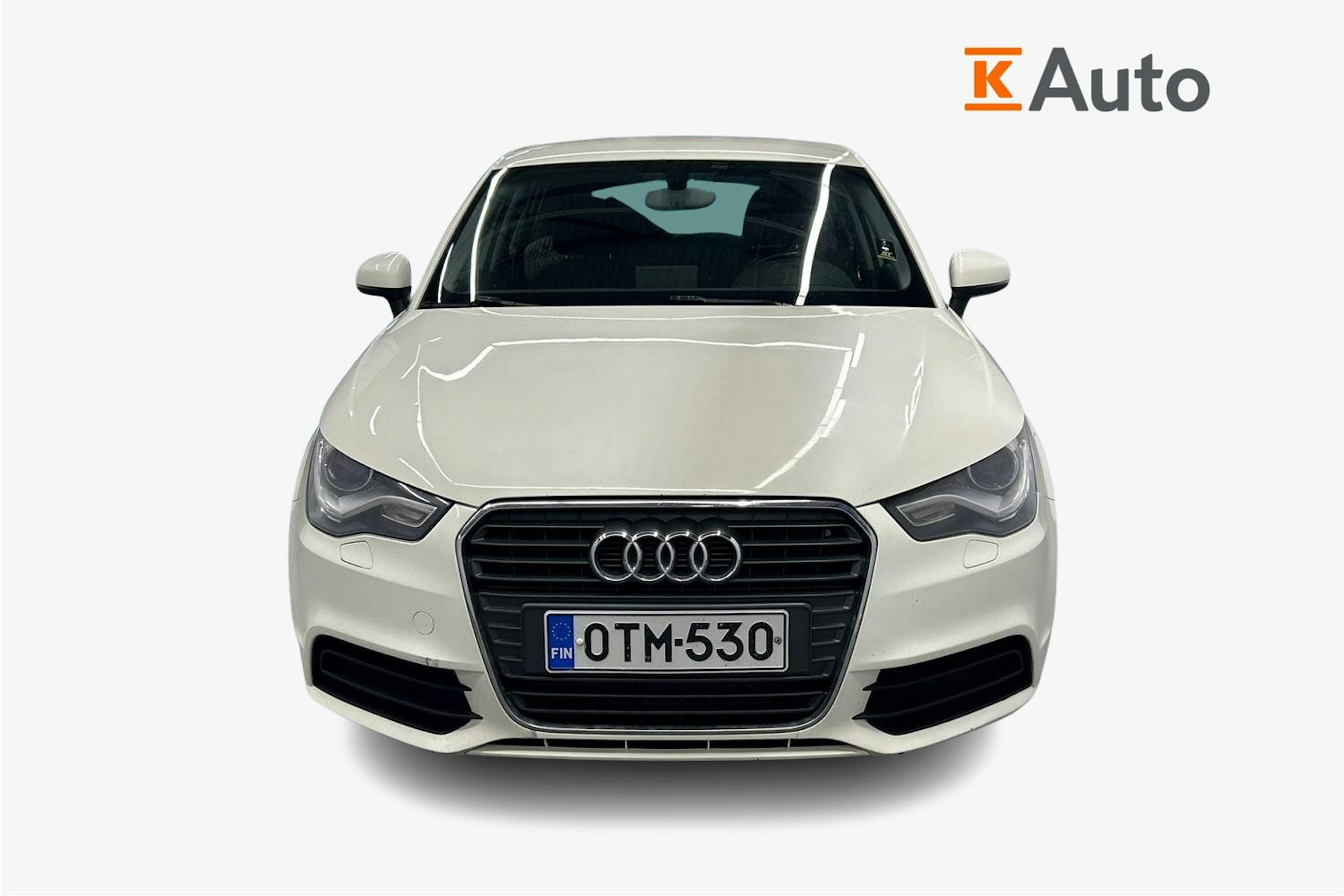valkoinen Audi A1 2012 kuva 4.