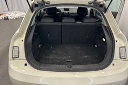 valkoinen Audi A1 2012 kuva 13.