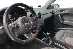 sininen Audi A1 2014 kuva 7.