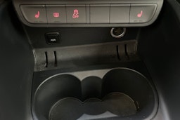 sininen Audi A1 2014 kuva 26.
