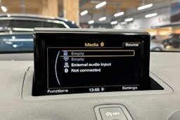 sininen Audi A1 2016 kuva 15.