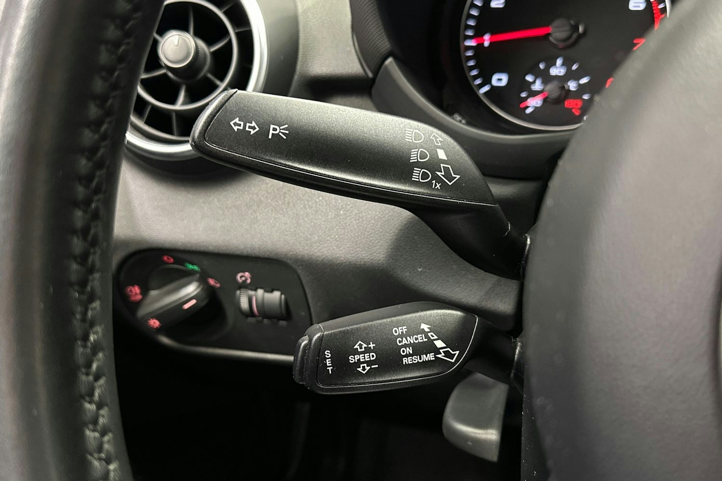 sininen Audi A1 2016 kuva 20.