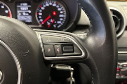 sininen Audi A1 2016 kuva 23.