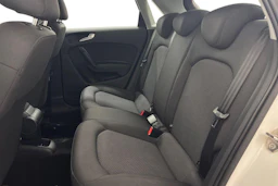 valkoinen Audi A1 2016 kuva 8.