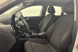 valkoinen Audi A1 2016 kuva 11.