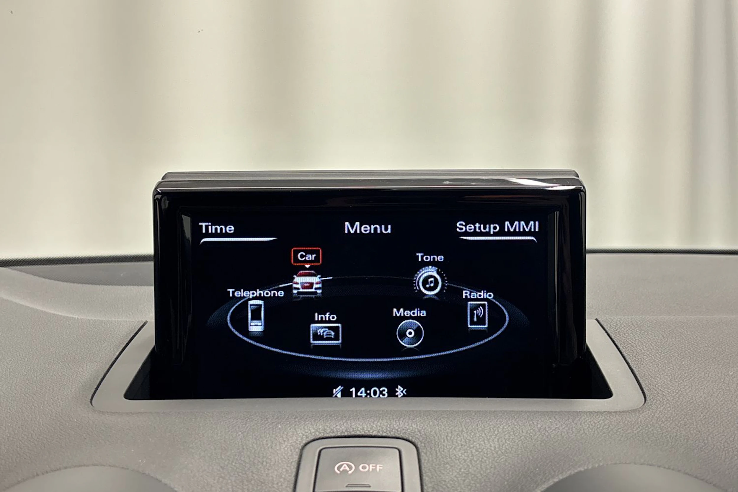 valkoinen Audi A1 2016 kuva 17.