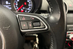musta Audi A1 2016 kuva 16.