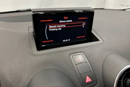 musta Audi A1 2016 kuva 18.