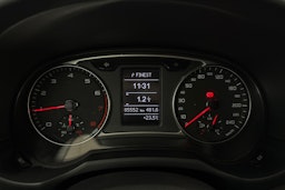 ruskea (beige) Audi A1 2016 kuva 14.