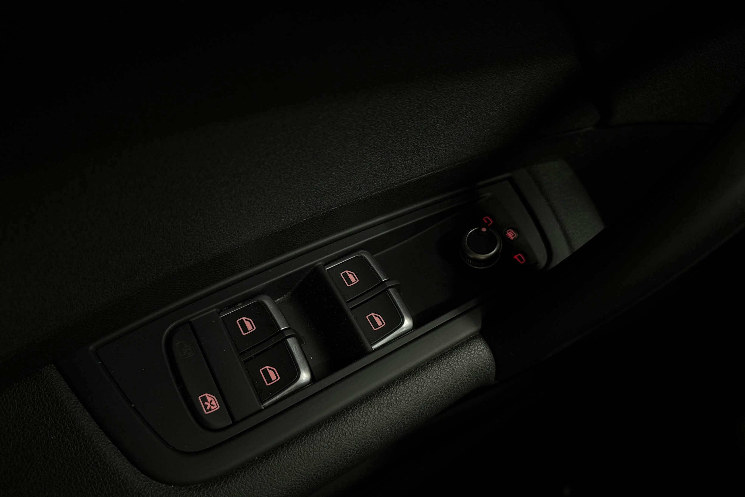 ruskea (beige) Audi A1 2016 kuva 19.
