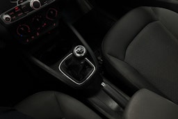 ruskea (beige) Audi A1 2016 kuva 20.