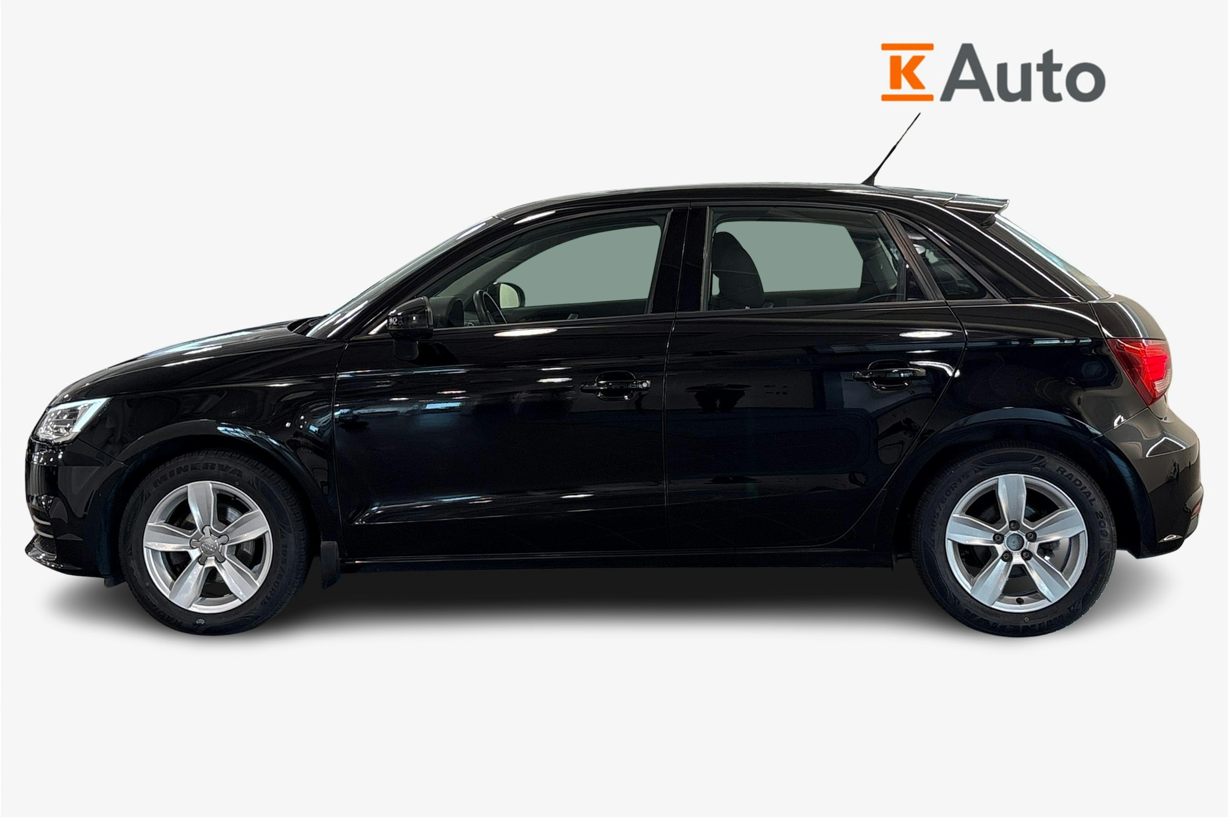 Musta Audi A1 2017 kuva 6.