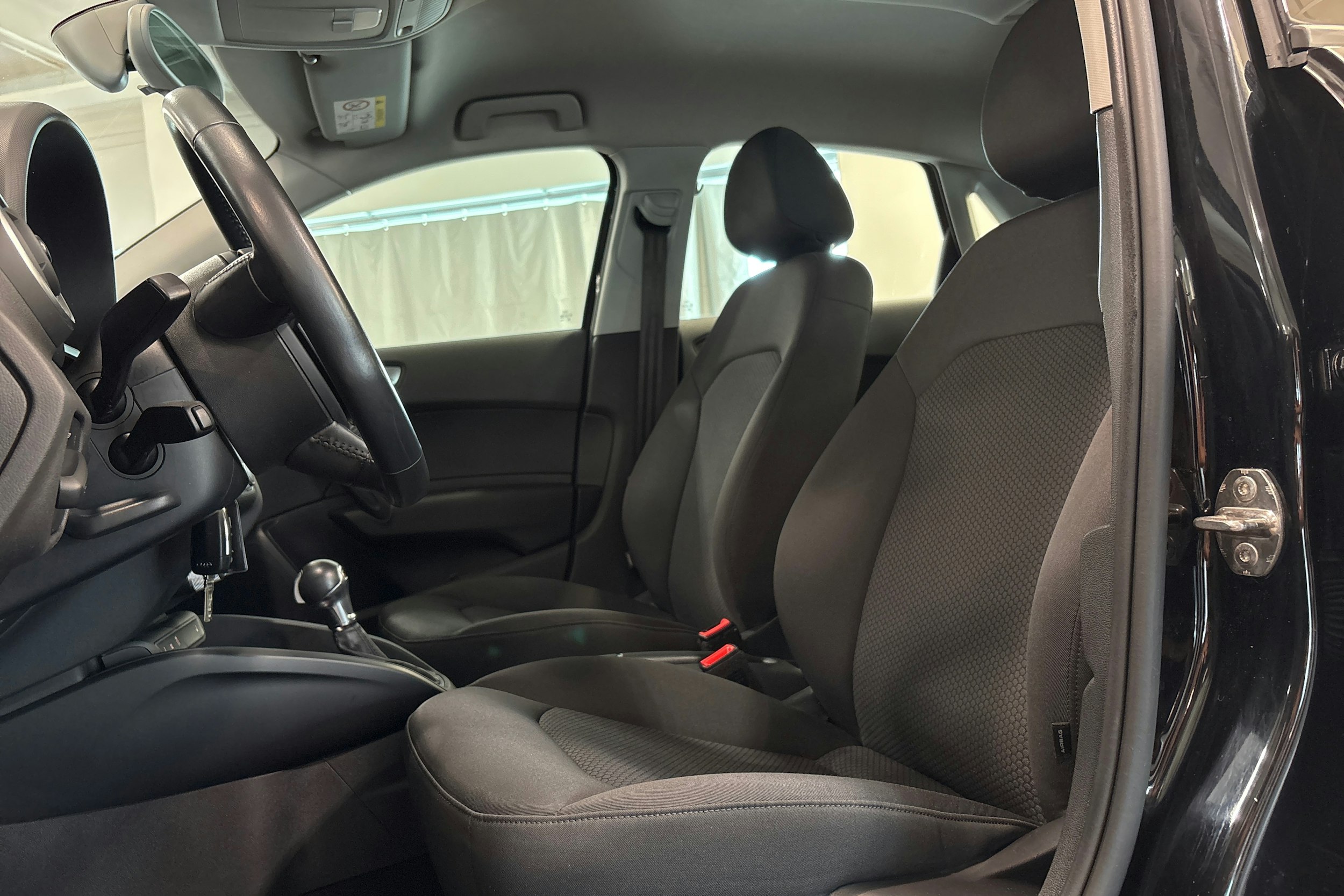 Musta Audi A1 2017 kuva 14.