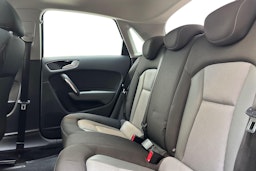 met. harmaa Audi A1 2018 kuva 10.