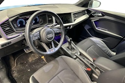 sininen Audi A1 2019 kuva 3.