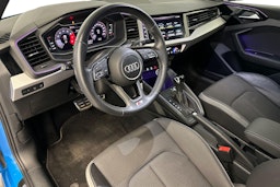 sininen Audi A1 2019 kuva 6.