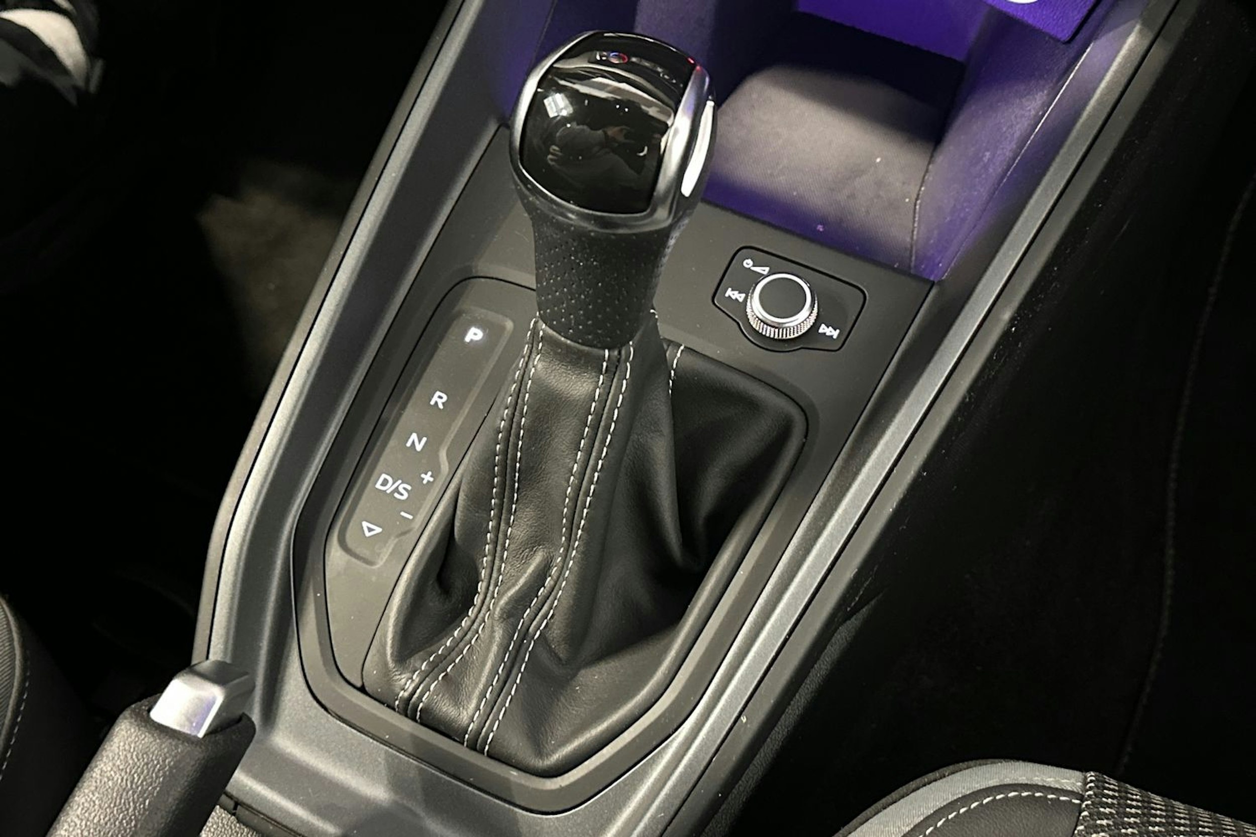 sininen Audi A1 2019 kuva 18.