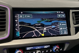 sininen Audi A1 2019 kuva 19.