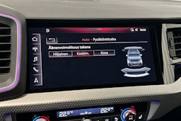 sininen Audi A1 2019 kuva 21.