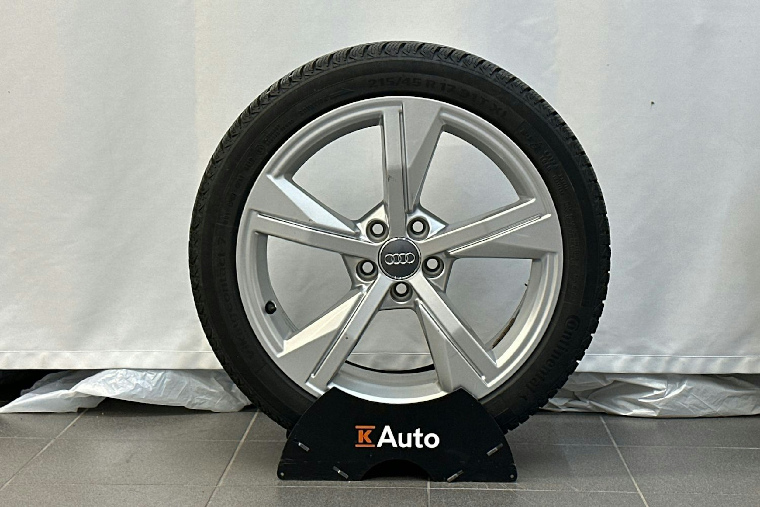 sininen Audi A1 2019 kuva 29.