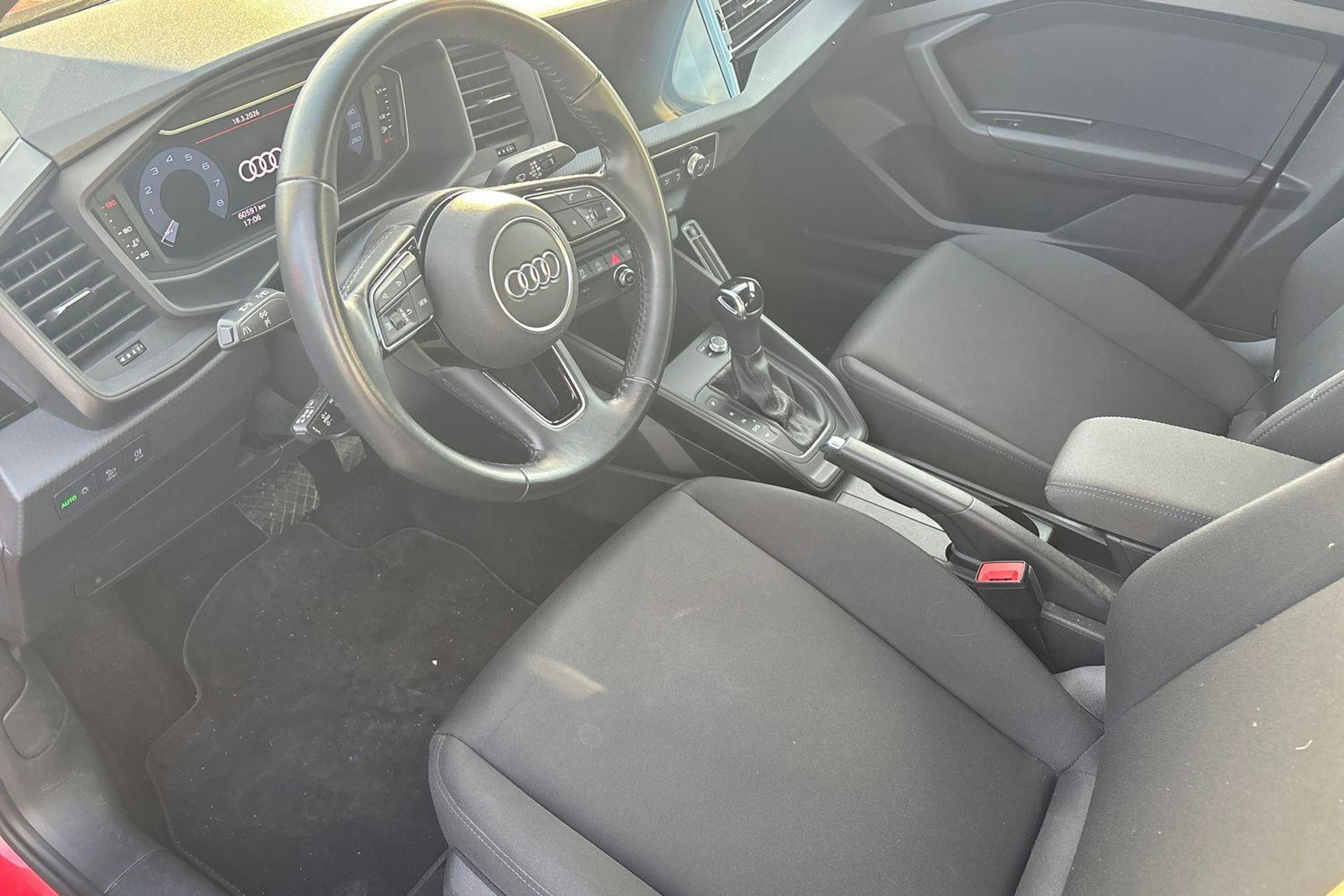 punainen Audi A1 2019 kuva 3.