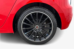 punainen Audi A1 2019 kuva 9.