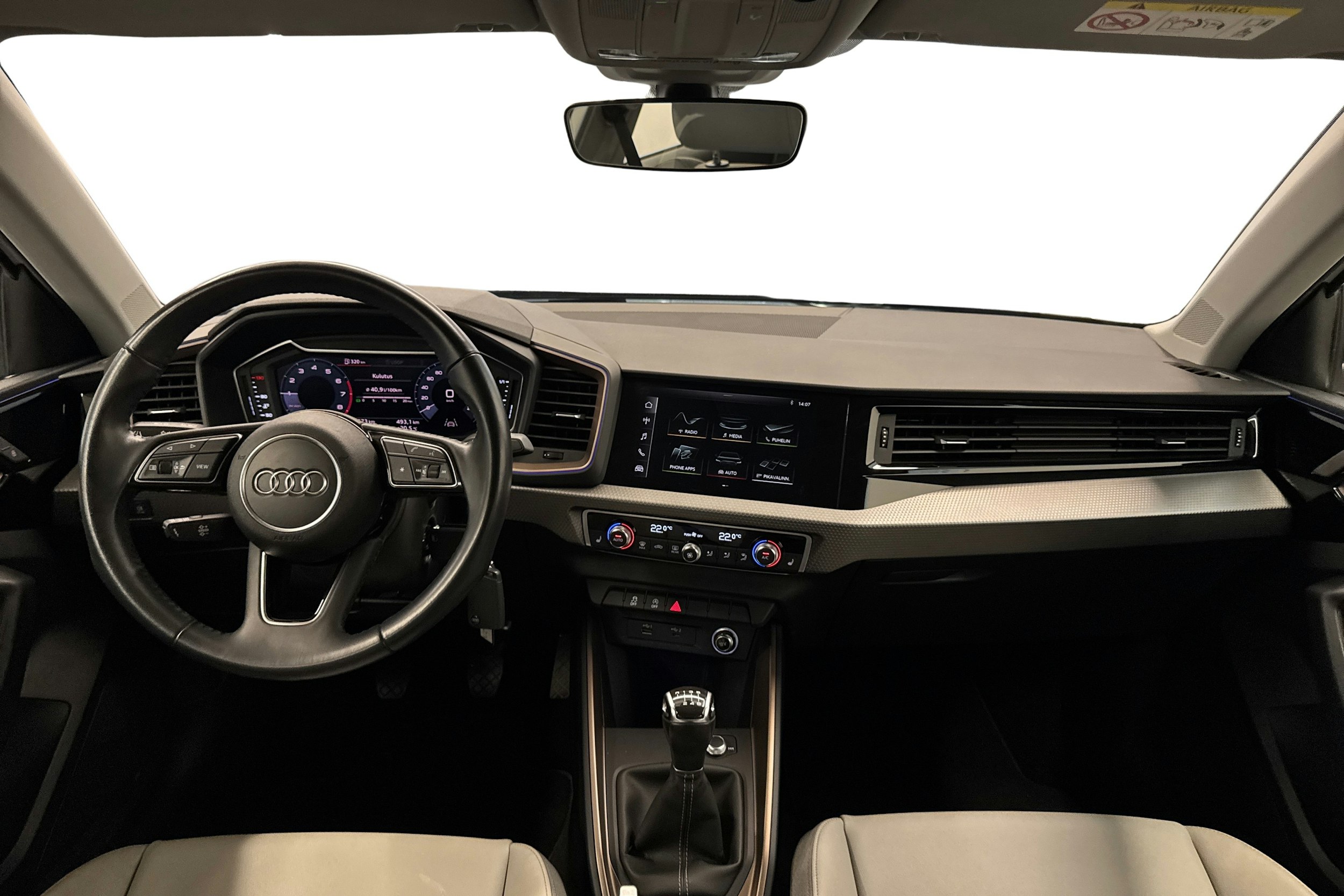 valkoinen Audi A1 2019 kuva 9.