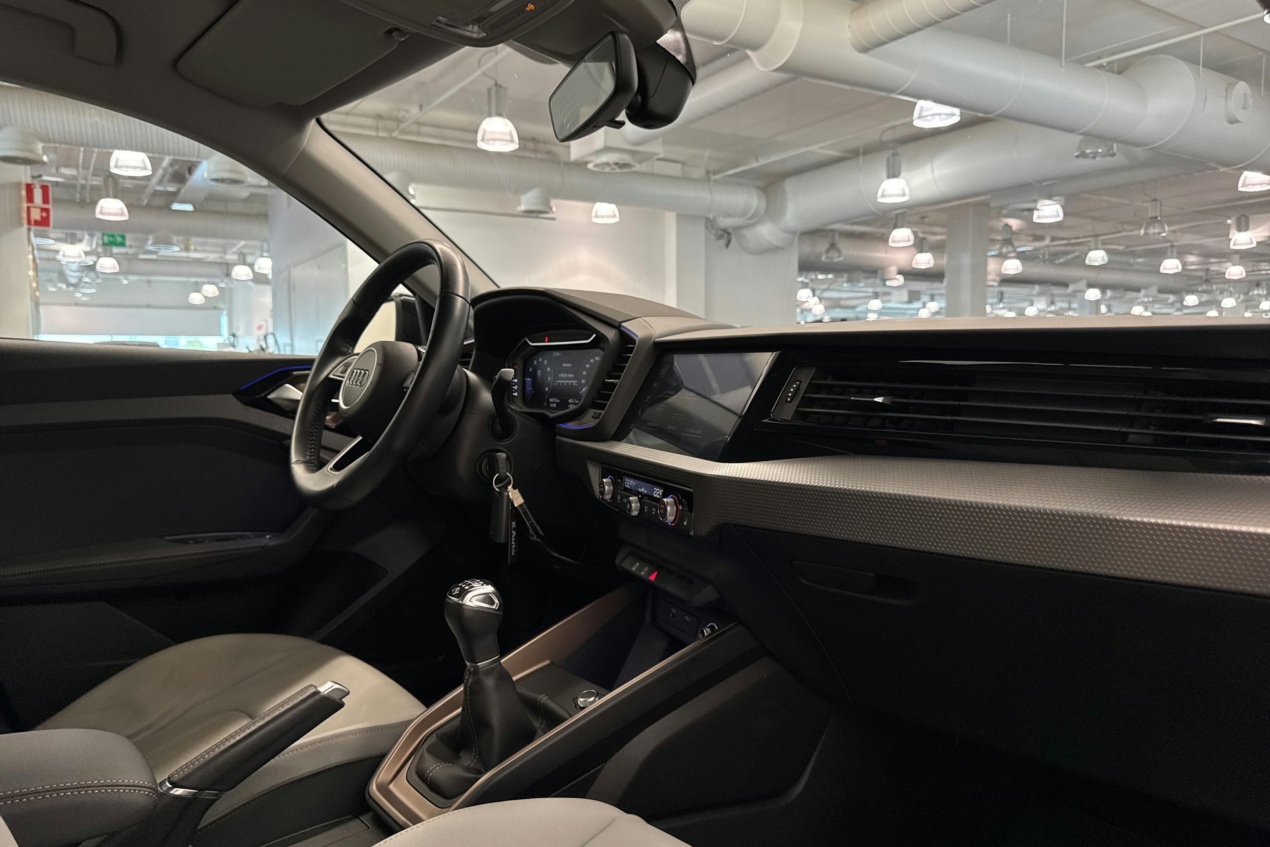 valkoinen Audi A1 2019 kuva 15.