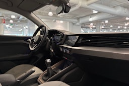 valkoinen Audi A1 2019 kuva 15.