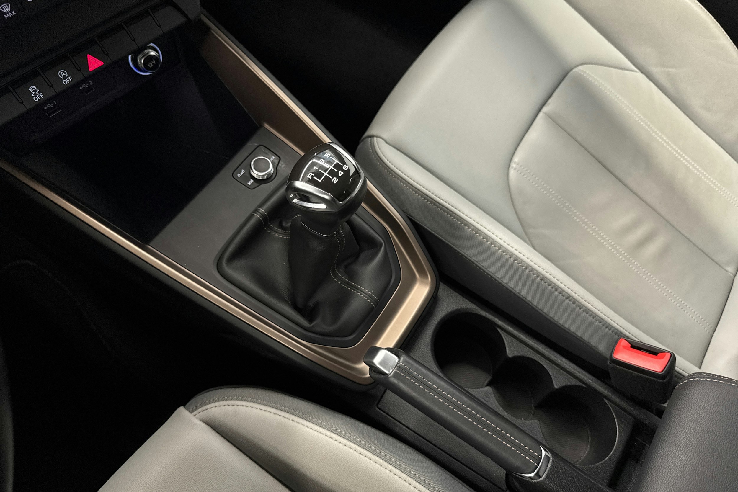 valkoinen Audi A1 2019 kuva 26.