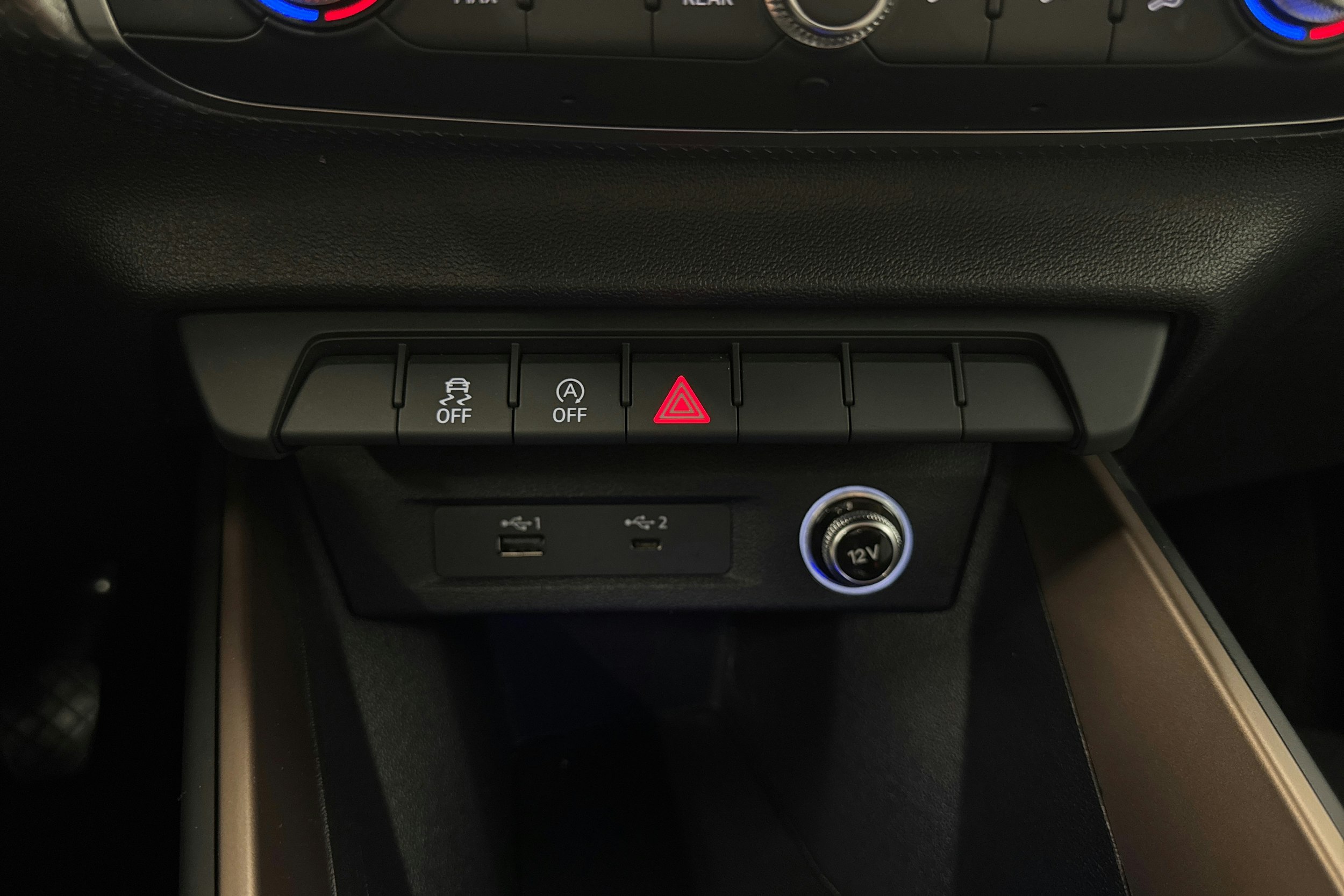 valkoinen Audi A1 2019 kuva 27.