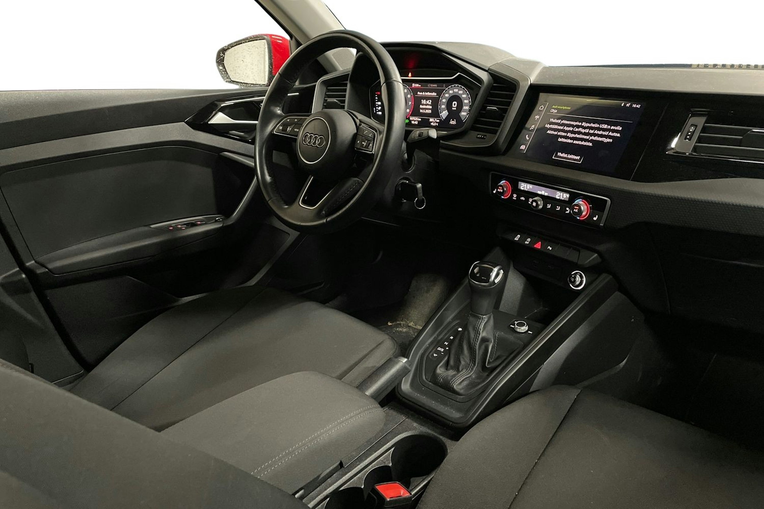 punainen Audi A1 2019 kuva 3.