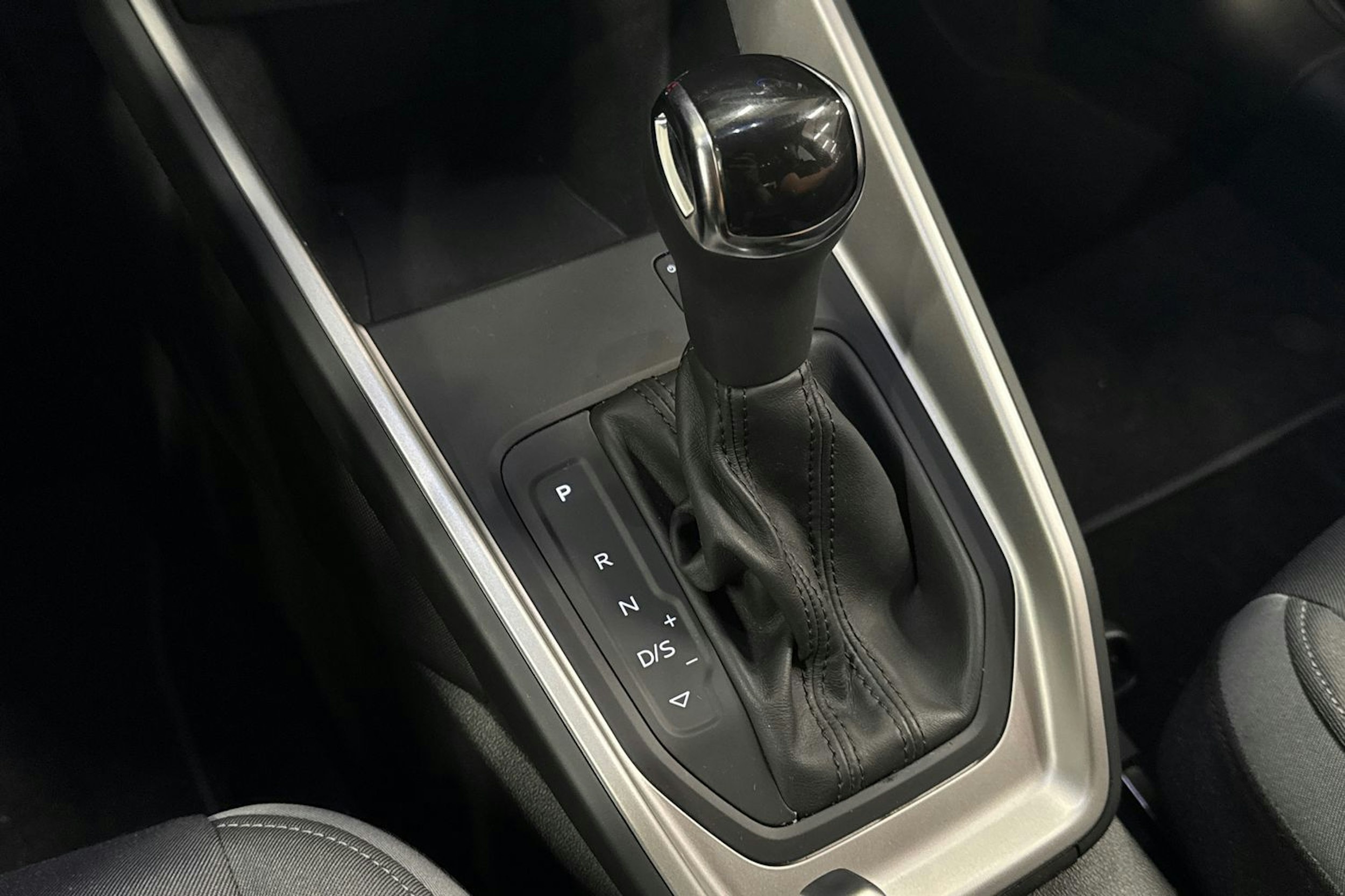 Harmaa Audi A1 2019 kuva 21.