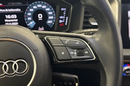 Harmaa Audi A1 2019 kuva 22.