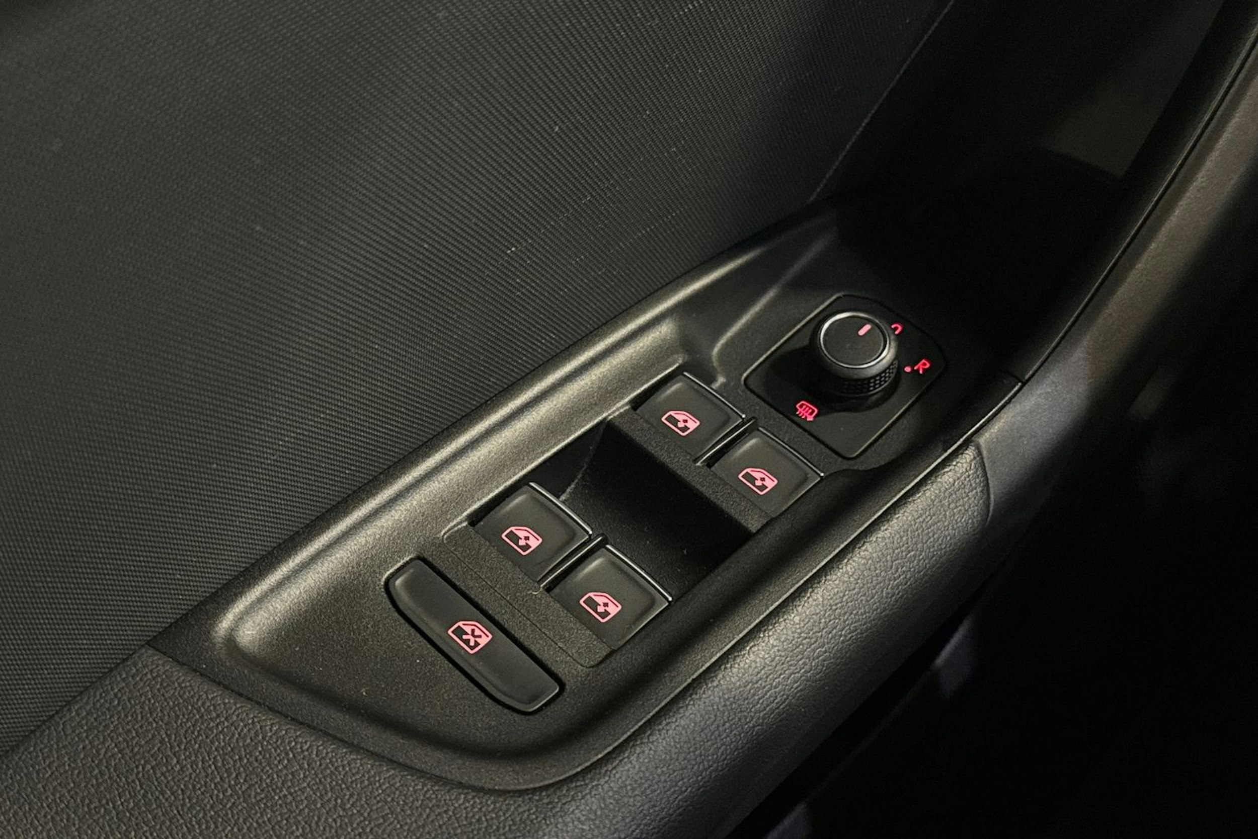 Harmaa Audi A1 2019 kuva 27.