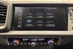 valkoinen Audi A1 2020 kuva 17.